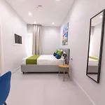 The Ease 4* نابولي