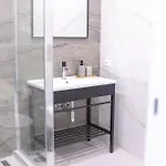 فندق مبيت وإفطار The Ease نابولي
